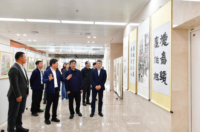 江西理工大学举办廉洁文化作品展